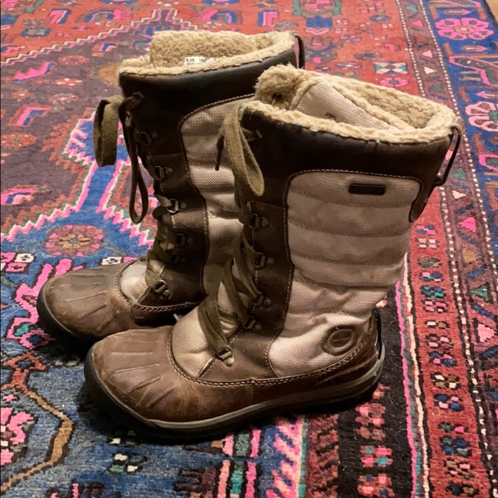 Timberland lace-up waterproof winter boots 6.5